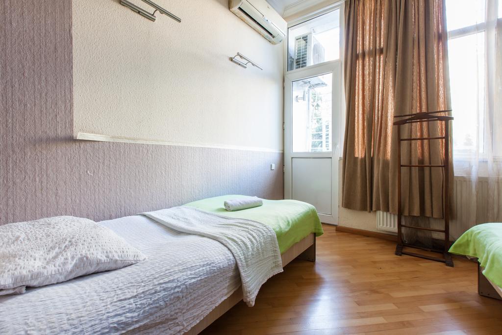 Sweet Home Apartment Tbilisi Room photo